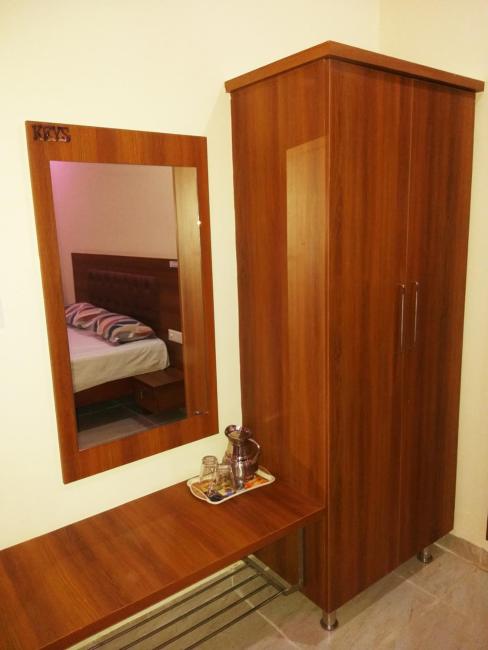 Vishnupriya Boarding & Lodging Images_5