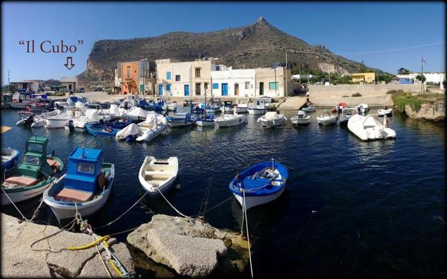 Il Cubo, monovano col mare su tre fronti. Images_5