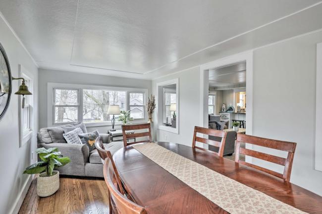 Owasco Lake Getaway with Private Yard and Views! Images_5