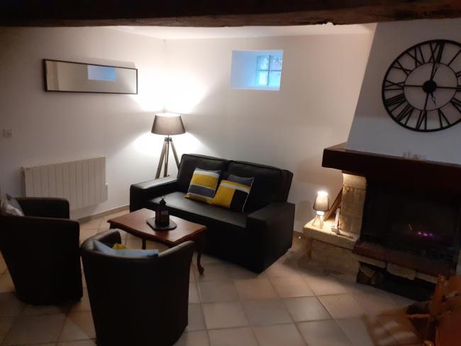 DANS LA MAISON D'A COTE Images_5