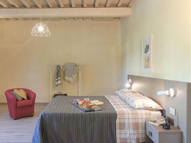 Modern apartment near Pistoia with shared garden Images_2