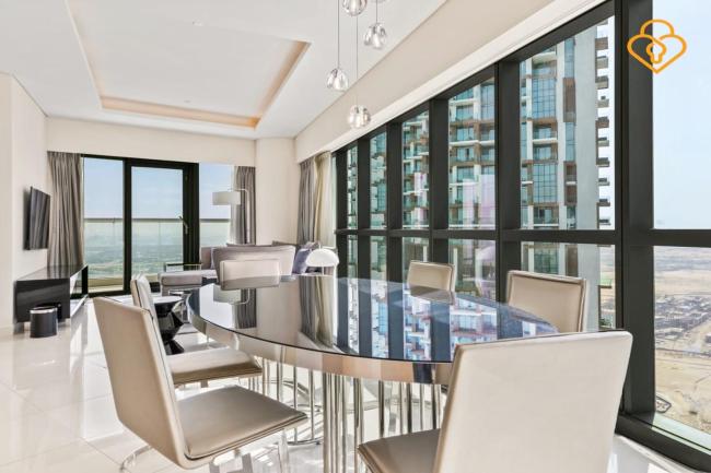 Keysplease Amazing Penthouse Level 3 BR, Paramount Tower 01 Images_1