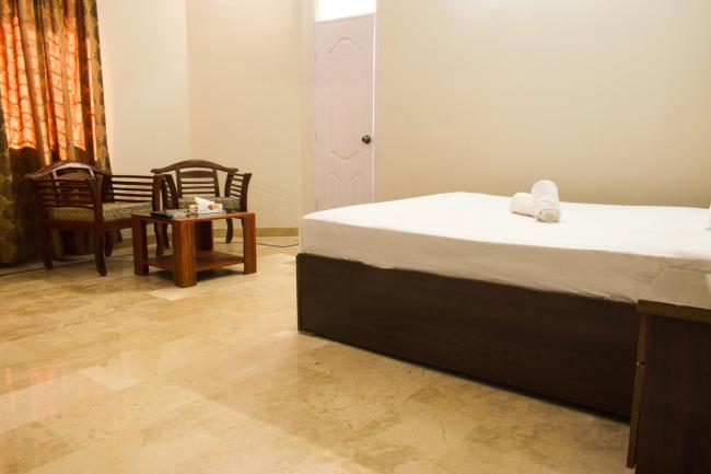 The Value Hotel Near Agha Khan-Millennium Mall- Karachi Airport Images_2