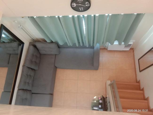 Cozy 1 Br loft type unit in BGC Images_4