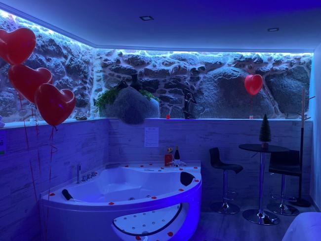 Loft con Jacuzzi os Arcos Images_2