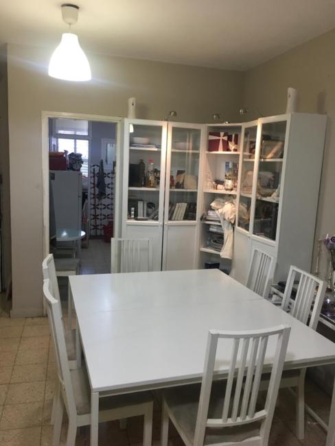 Yossi’s Place Images_2