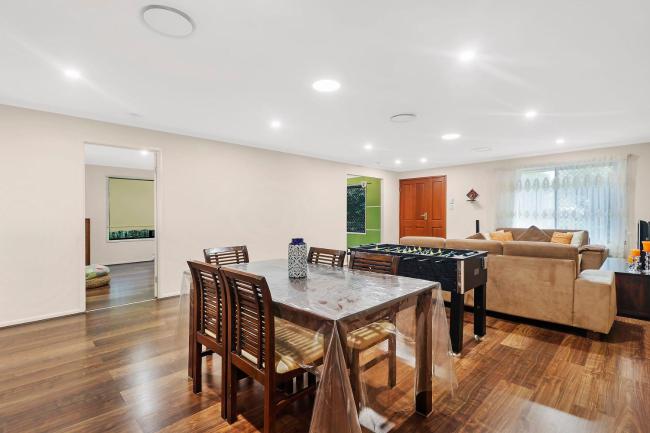 Spacious 4BR Vacation House With Private Pool, Fast Wifi & Pets Allowed Images_4