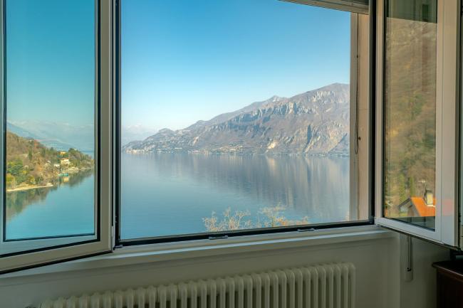 DUPLEX with lake view, parking, wifi Images_3