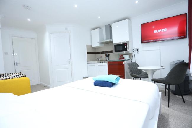 Classic Studio Lytham Up London Images_3
