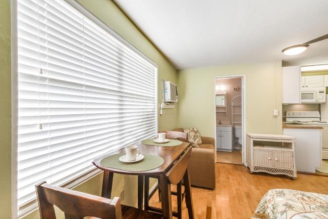 Polynesian Village 2, Sleeps 3, Studio, Beach View Images_2