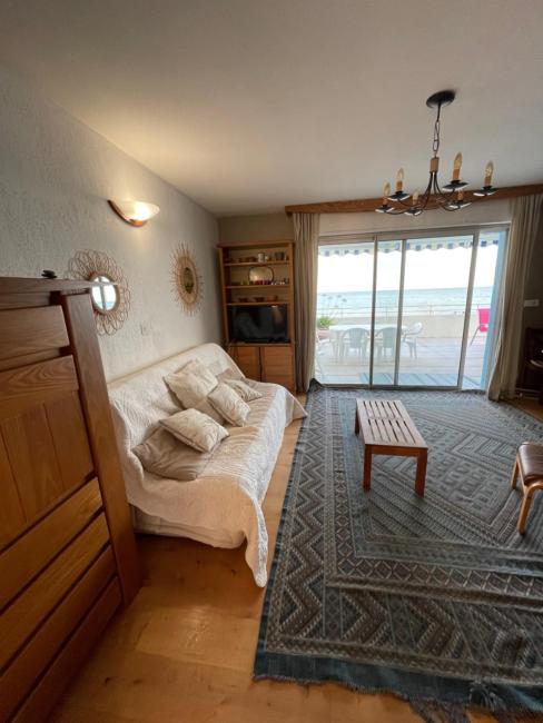 Sur la plage, front de mer Images_4