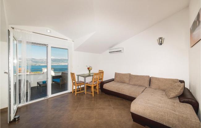 Apartment Arbanija with Sea View XIV Images_2