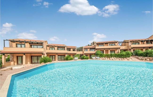 Beautiful apartment in TrinitadAgultu OT with 2 Bedrooms, WiFi and Outdoor swimming pool Images_5