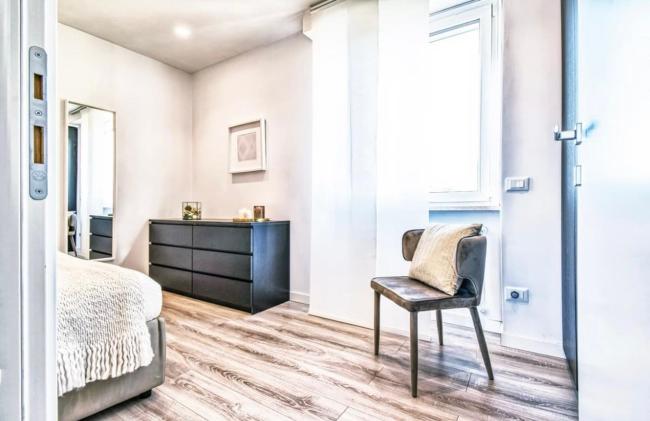 Jacuzzi art Images_1