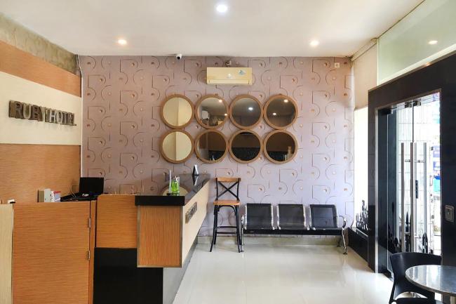 Urbanview Hotel Ruby Makassar Images_4