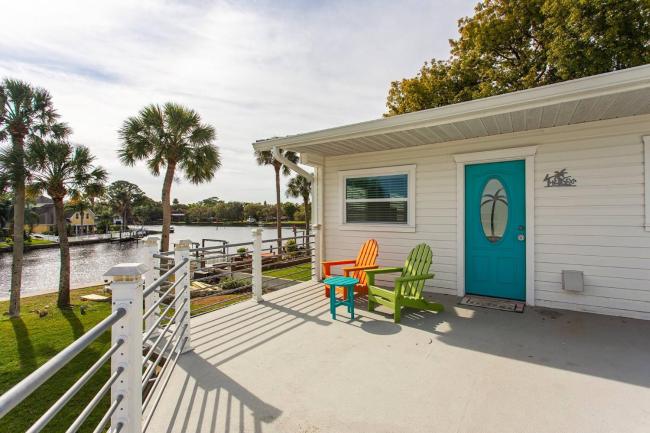 The Keys Bungalow On The Cotee River Images_1