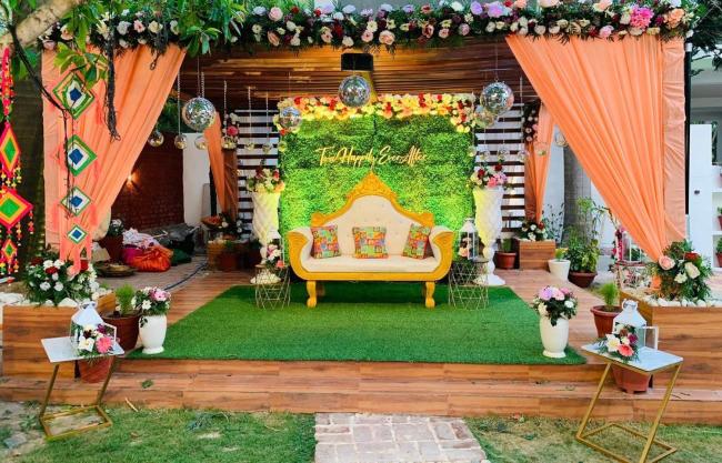 Malsi Loghut - Private Cottage With Garden Images_4