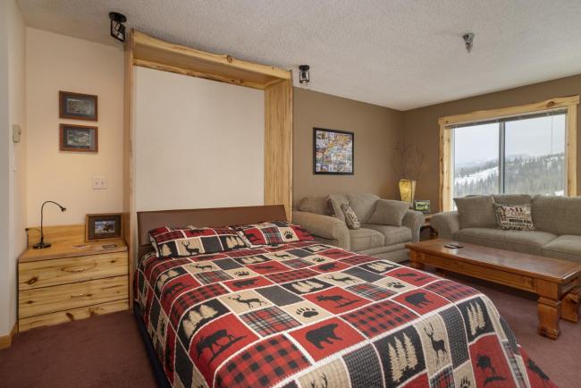 Snowblaze E302 condo Images_1