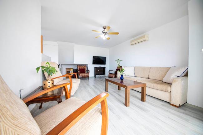 Gorgeous Villa with Balcony, Sea and Nature View, Shared Pool and Backyard in Bodrum Images_5
