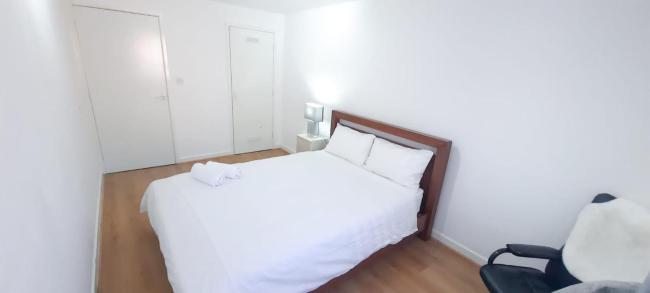 Cosy One Bedroom Flat Near Town Images_5