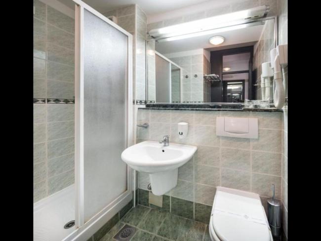 Room in Guest room - Private All Inclusive Double Room with Sea View Images_2