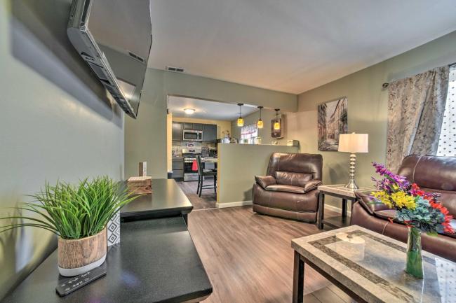 Authentic Apt Fireplace, Walk to Restaurants Images_5