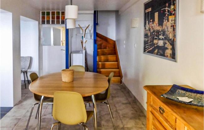 Nice home in La Grande-Fosse with WiFi and 2 Bedrooms Images_4