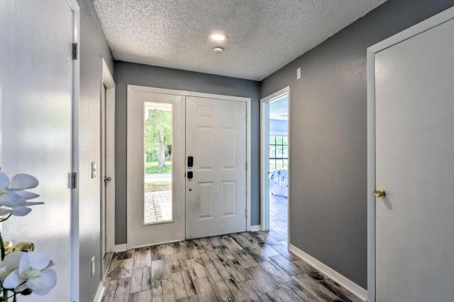 Tranquil Bradenton Retreat with Lanai and Pond! Images_3