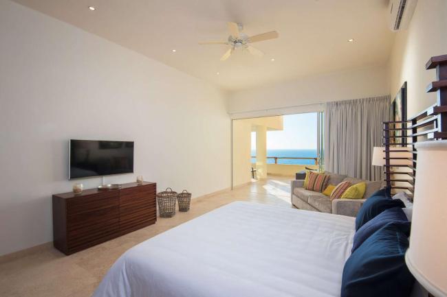 Beautiful Villa in Puerto Vallarta Images_1