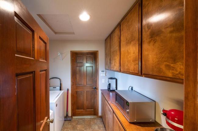 The Mountain Nest~Sleeps 12! Images_5