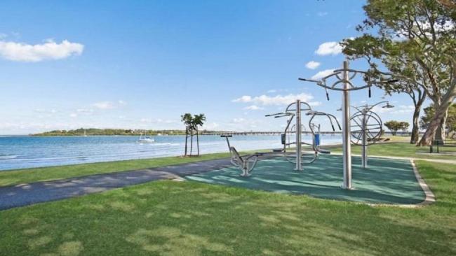 Ground Floor with water views and pool! Images_1