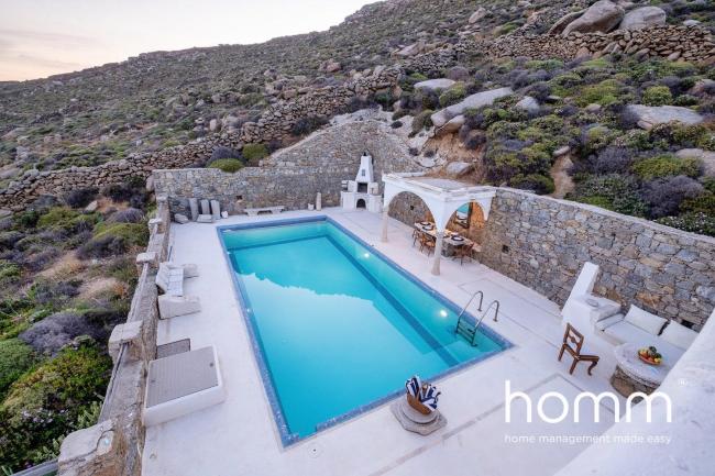 Cheerful Pool Cycladic homm 8ppl Mykonos Images_3