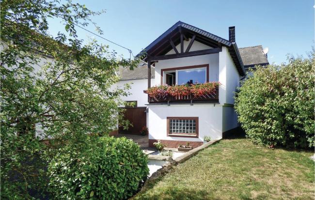 Awesome home in Wiesbaum with 3 Bedrooms and WiFi Images_2