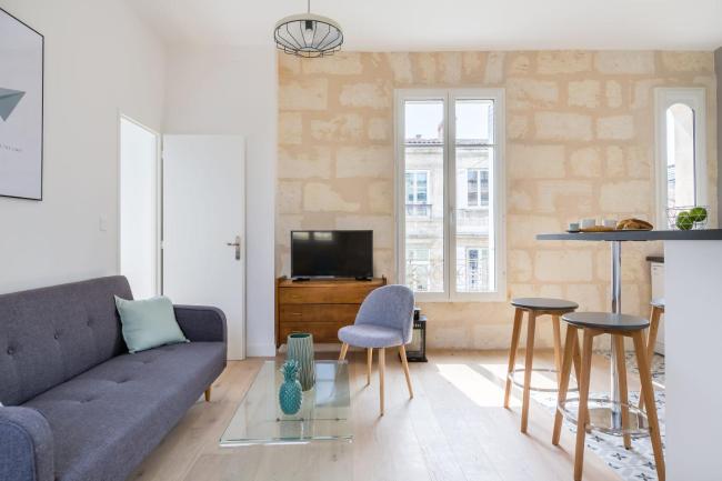 GuestReady - Calm and Modern Superb Apartment Images_5