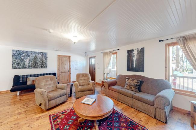 Oso Lodge Unit B Images_3