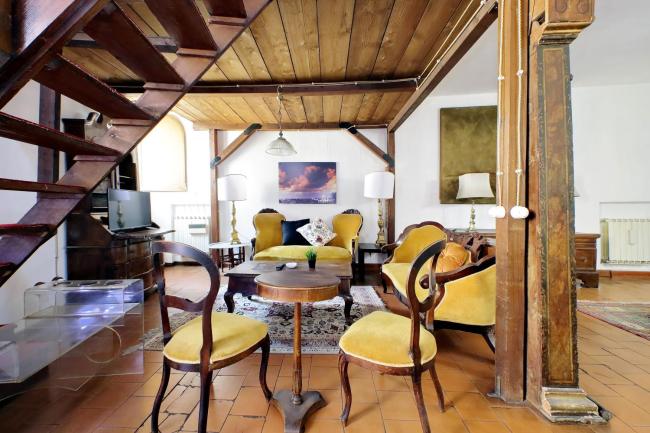Benedetta2 - Elegant apartment for 5 in Trastevere Images_1