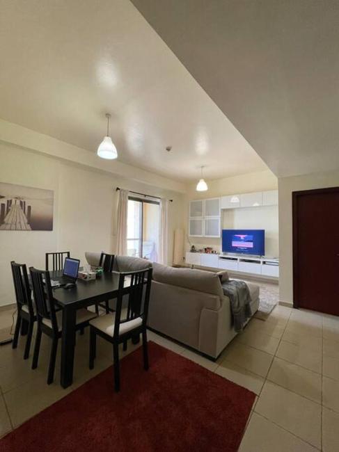 Lovely 1-bedroom on JBR with beach access Images_4
