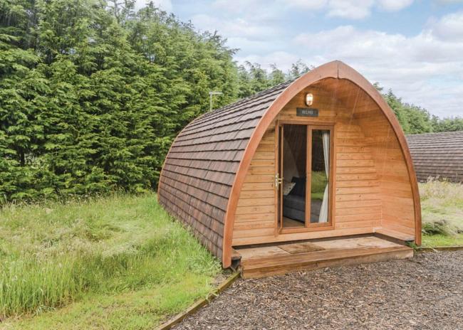 Manor Resort Pods Images_3