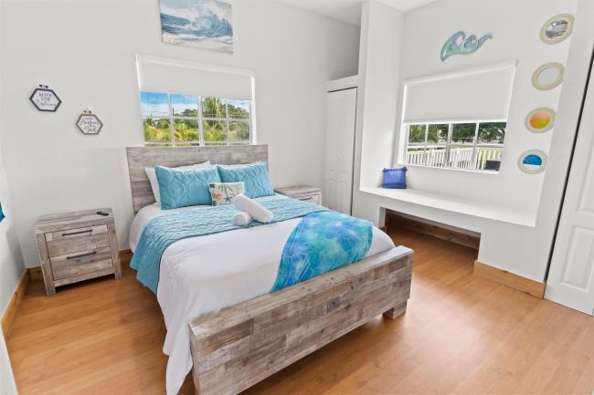 UPSCALE MANSION IN THE HEART OF MIAMI WITH POOL Images_1