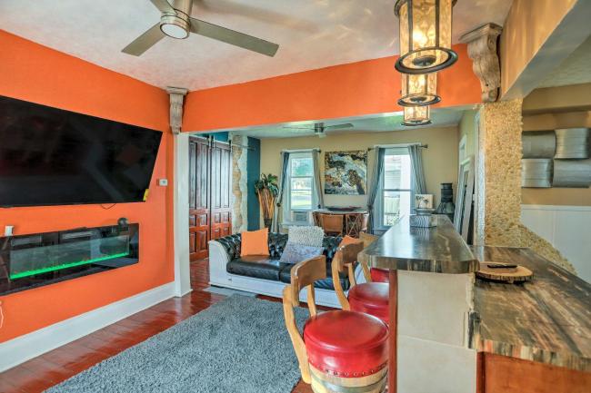 Unique Sandusky Home about 2 Blocks to Downtown! Images_2