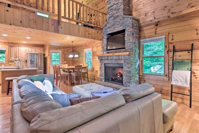 Charming Mtn Cabin 2 Mi From Downtown Boone! Images_2