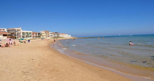 Tre passi a mare Images_1