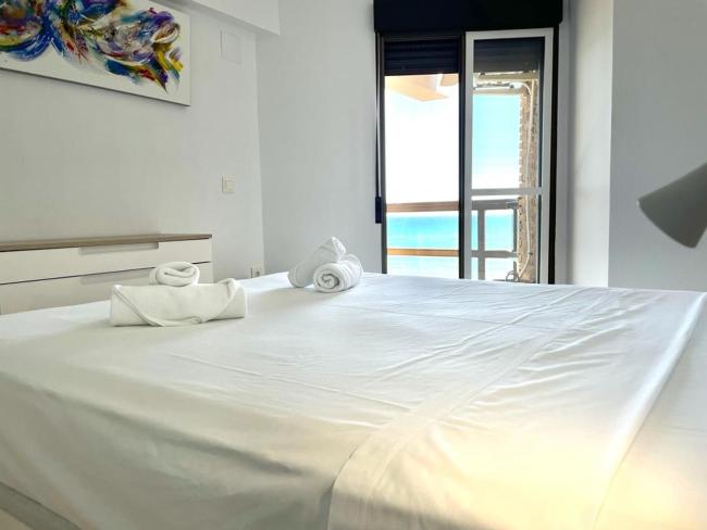 Calpemar 8 Sea View First Line Arenal Beach Images_3