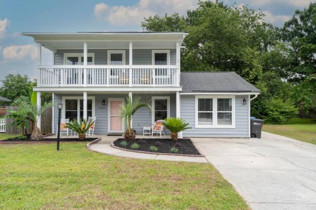 Coastal Haven 3 mi to Isle of Palms Images_2