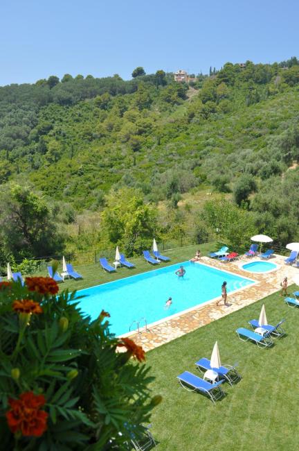 Studio Apartments ideal for an escape with swimming pool on Pelekas Beach Images_5