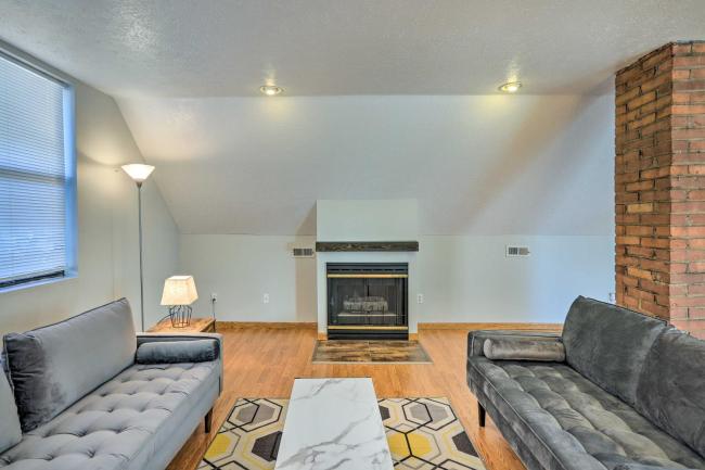 Cleveland Apt Deck and Wet Bar Less Than 3 Mi to Dtwn! Images_5