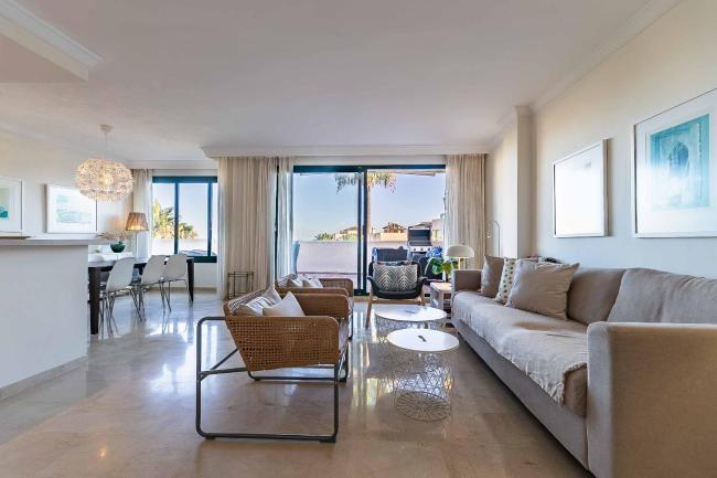 75-Apartment with Views in Elviria, Marbella Images_4