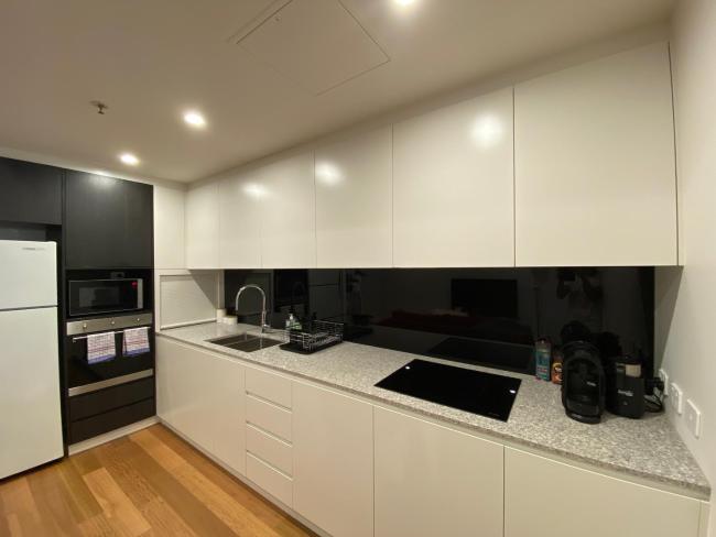New 2 Bed 2 Bath Apt at The Heart of Canberra - 2 Car Spaces Images_4