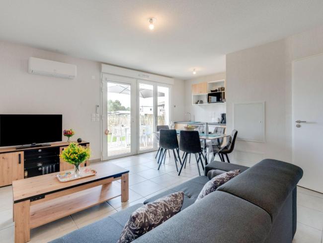 Apartment Soleil Couchant B03 by Interhome Images_4