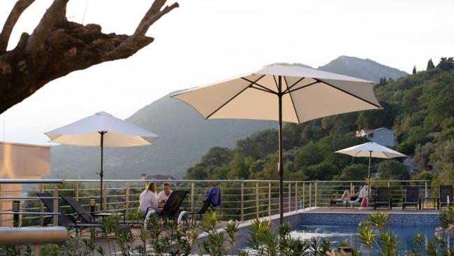 Casa Montenegro Studio swimming pool with amazing view Images_4